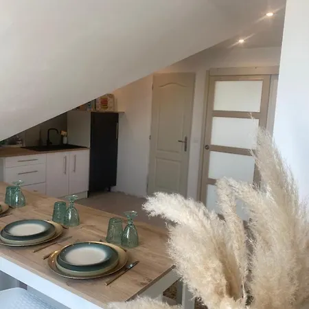 Convivial, Et Spacieux Daire Saint-Marcel (Eure)